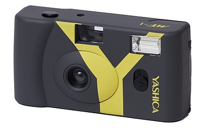 Yashica MF-1 gelb, analoge KB-Kamera reusable inkl. Film (Color 400-24)+Batt.