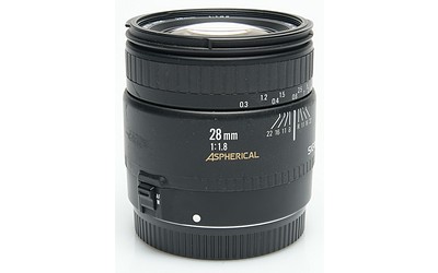 Gebraucht, Sigma 28mm/1,8 Aspherical AF Canon