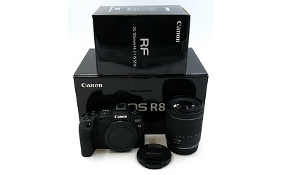 Gebraucht, Canon EOS R8 + RF 24-105/4-7,1