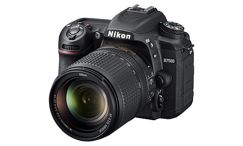 Nikon D 7500 + AF-S 18-140/3,5-5,6