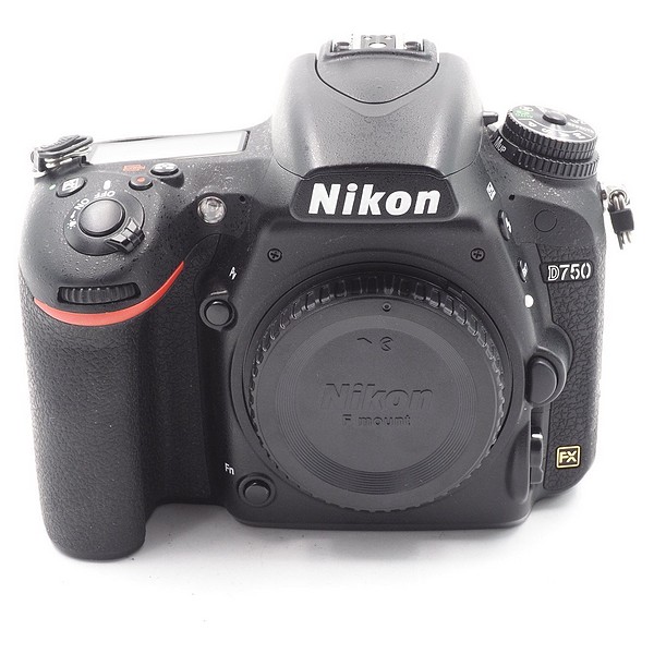 Gebraucht, Nikon D750 Gehäuse