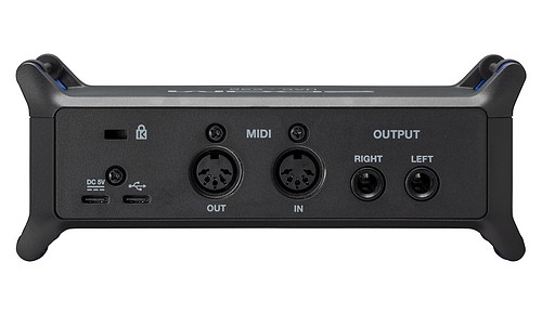 Zoom UAC-232 - USB 3.0 Audio Converter - 2