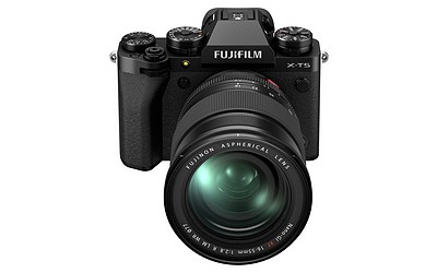 Fujifilm X-T5 schwarz + XF 16-80/4,0