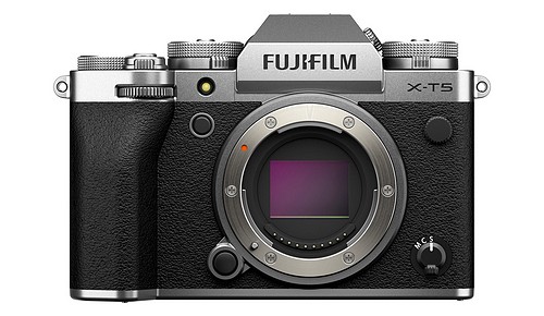 Fujifilm X-T5 silber + XF 16-80/4,0 - 2