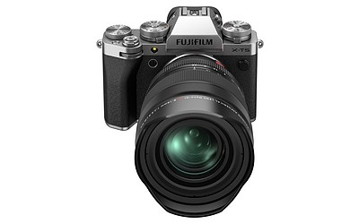 Fujifilm X-T5 silber + XF 16-80/4,0