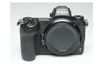 Gebraucht, Nikon Z6 Gehäuse