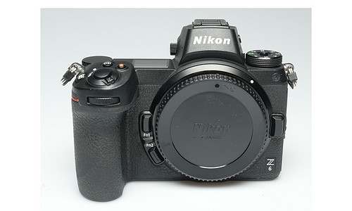 Gebraucht, Nikon Z6 Gehäuse