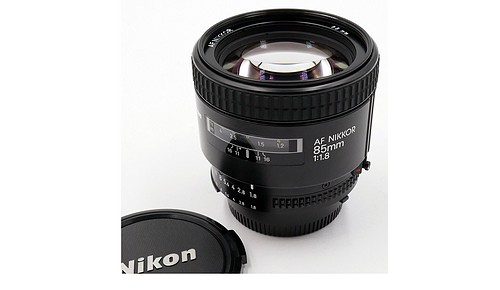 Gebraucht, Nikon AF NIKKOR 85mm 1:1,8 - 1