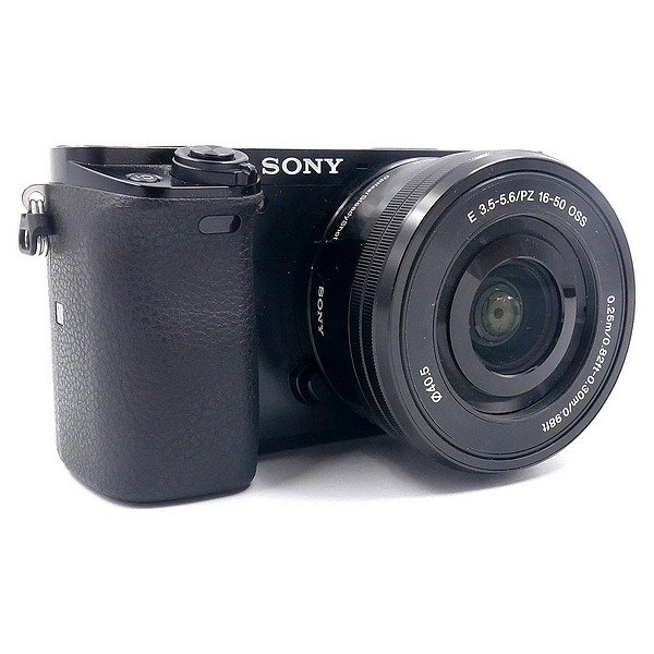 Gebraucht, Sony Alpha 6000 + 16-50 mm PZ OSS