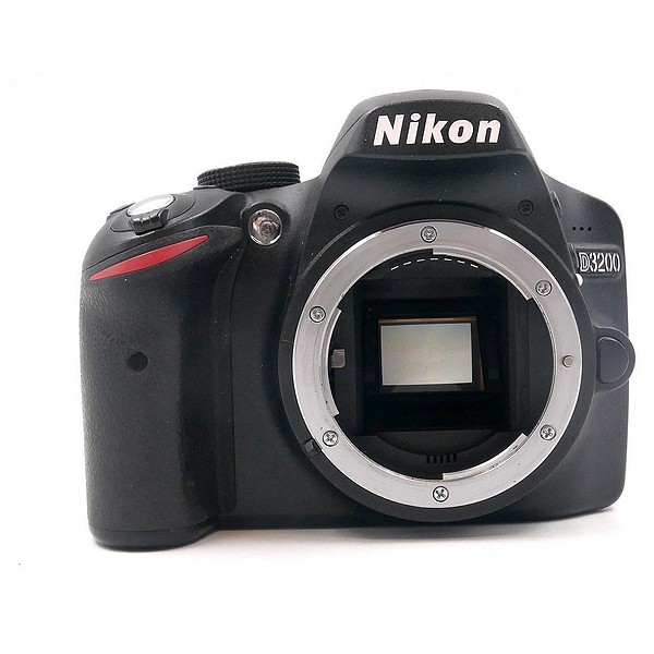 Gebraucht, Nikon D 3200 Gehäuse