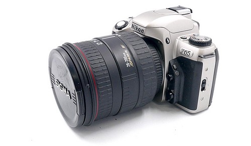 Gebraucht, Nikon F65 + Sigma 28-200mm 1:3.5-5.6 - 2