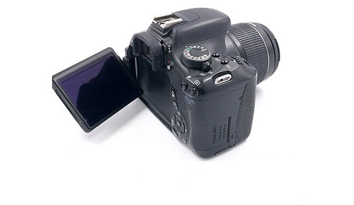 Gebraucht, Canon EOS 600D + EF-S 18-55mm 1:3.5-5.6 - 2