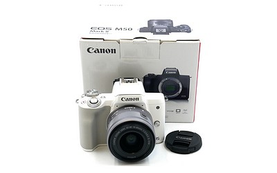 Gebraucht, Canon EOS M50 II + 15-45 IS STM weiß