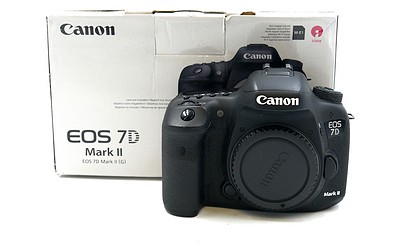 Gebraucht, Canon EOS 7D Mark II Gehäuse