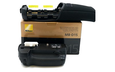 Gebraucht, Nikon Batteriehandgriff MB-D 15 (D 7100